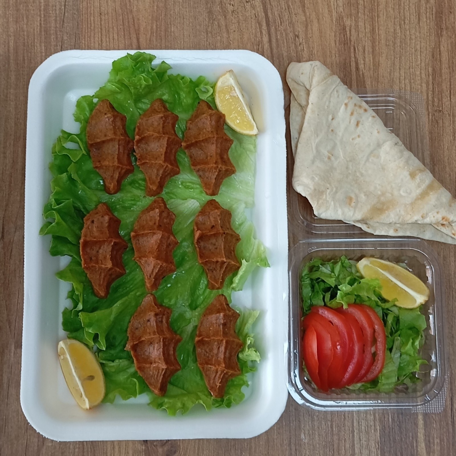 El Yapımı Çiğ Köfte (Etsiz)