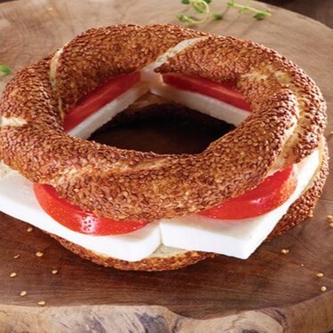 Peynirli Domatesli Simit