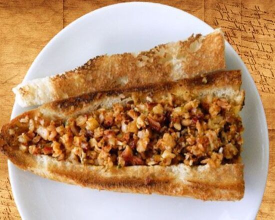 Çeyrek Ekmek Arası İzmir Usulü Kokoreç