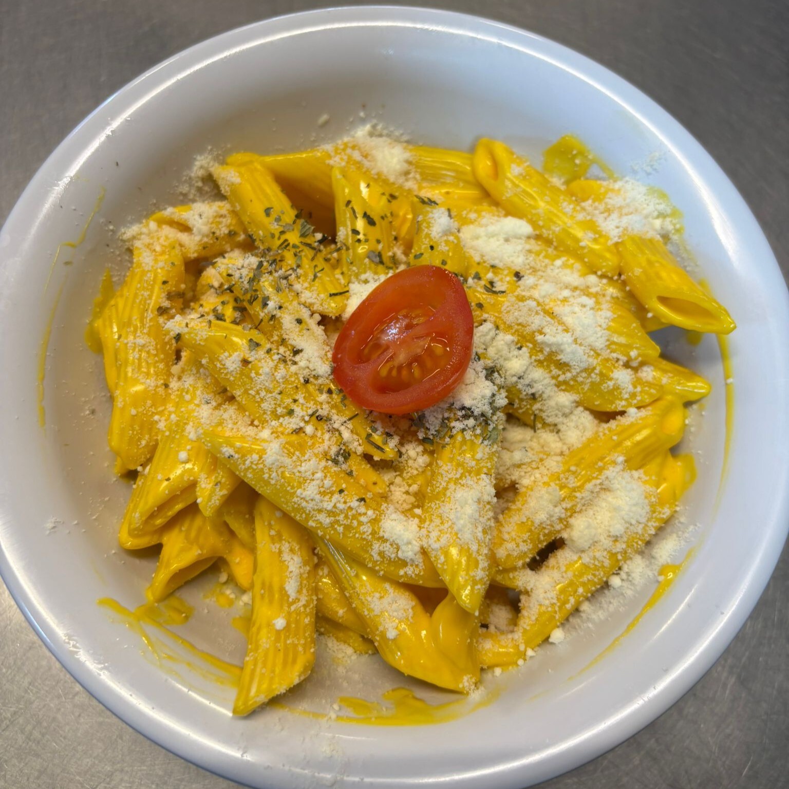 Yarım Cheddar Soslu Penne