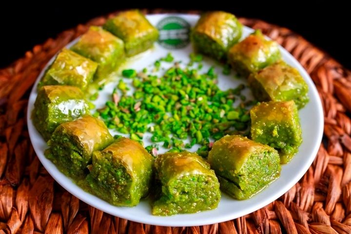 Fıstıklı Özel Seç Baklava (500 gr.)