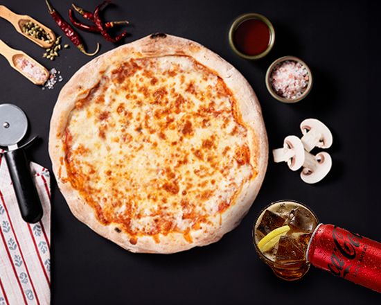 Margarita Pizza + Coca-Cola (330 ml)