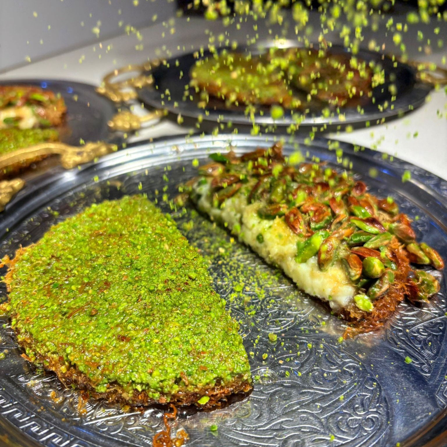 Yarı Fıstıkzade Yarı Billuriye Künefe