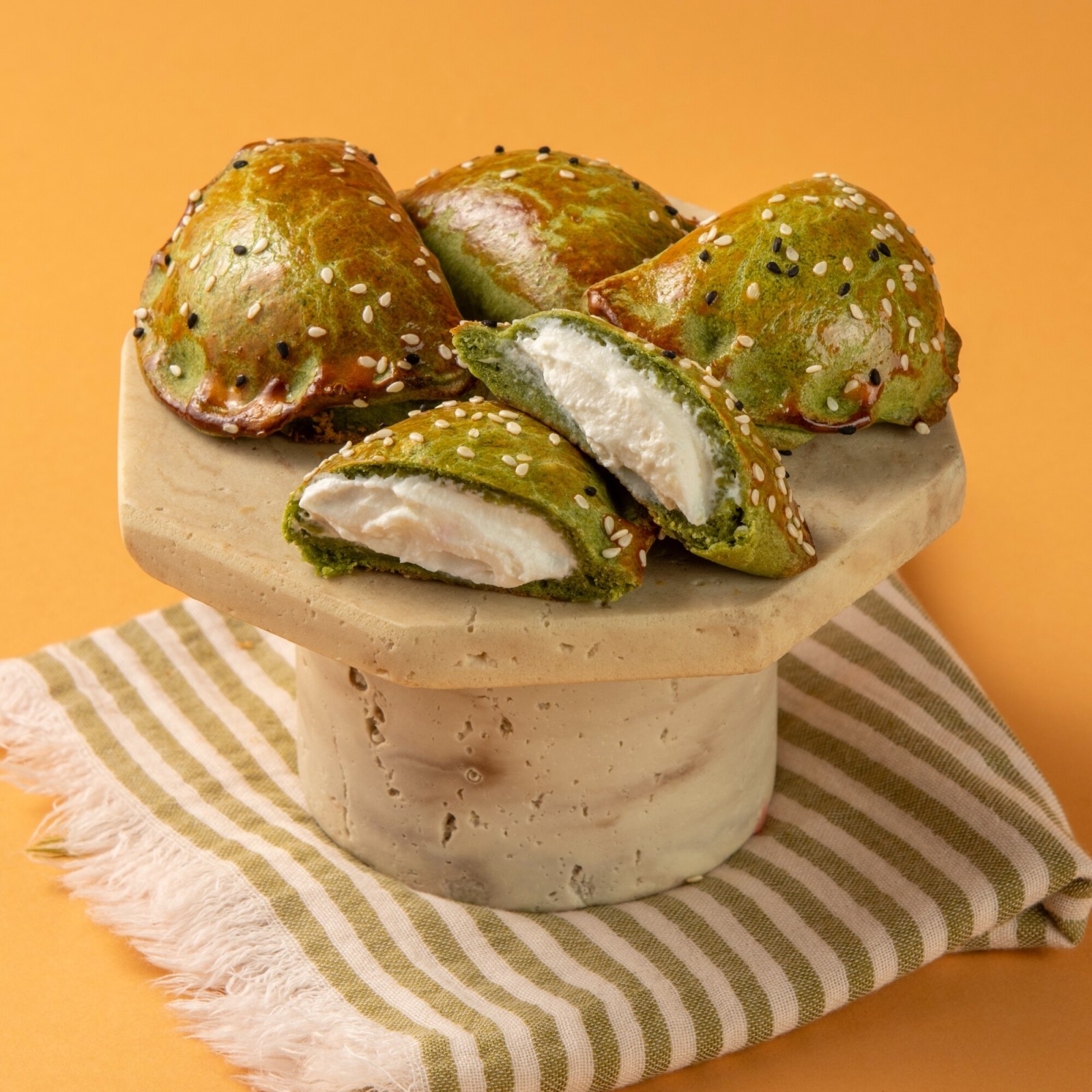 Ispanaklı Labneli (250 gr.)