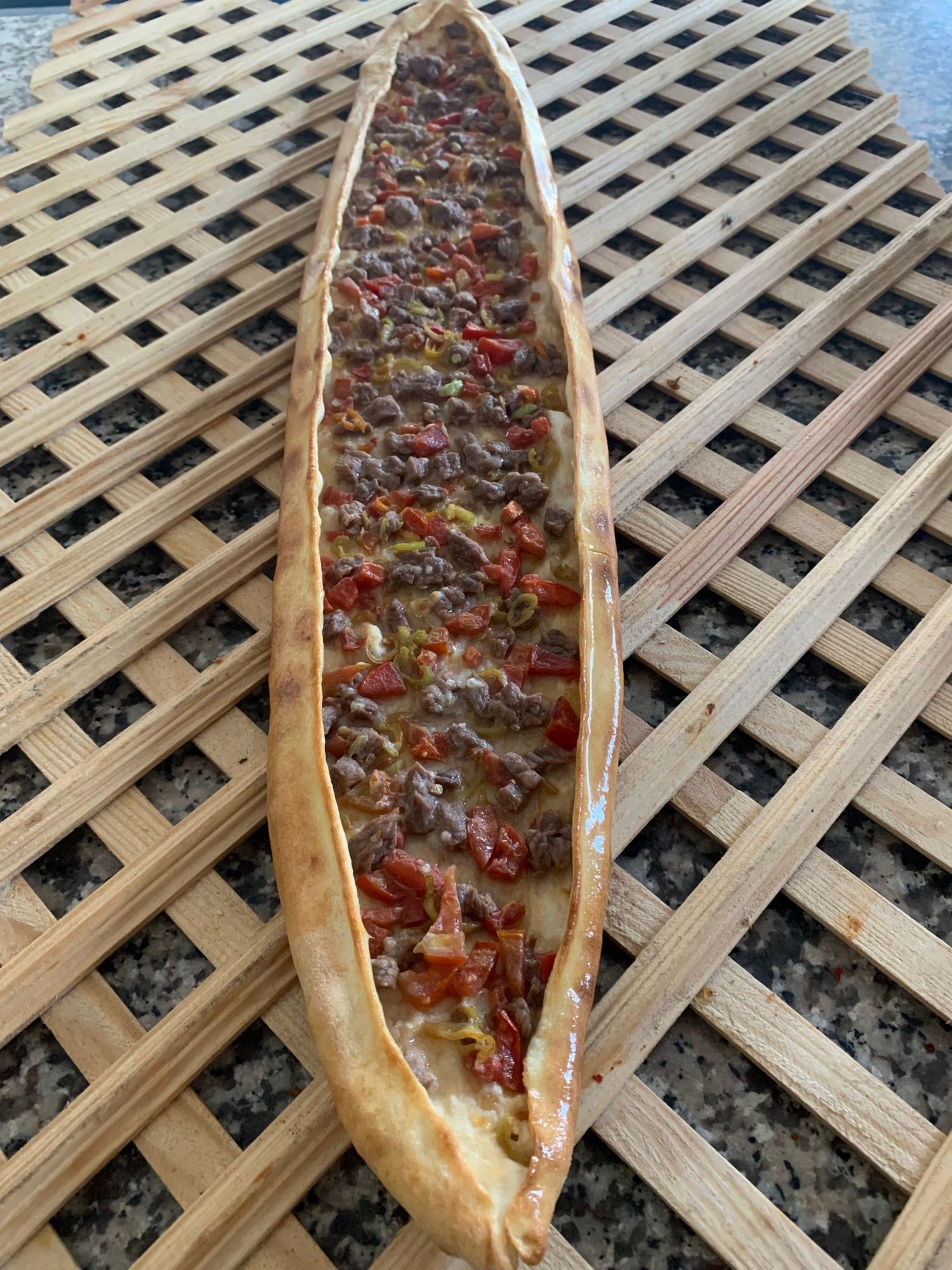 Kuşbaşılı Pide