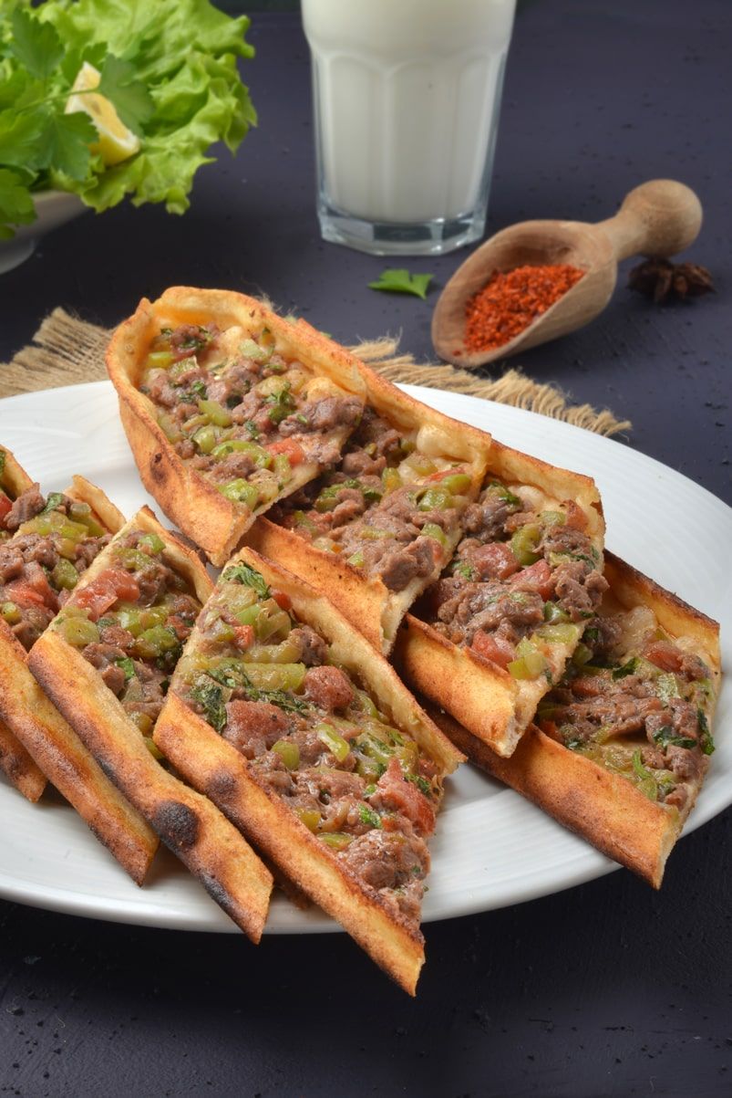 Kuşbaşılı Pide