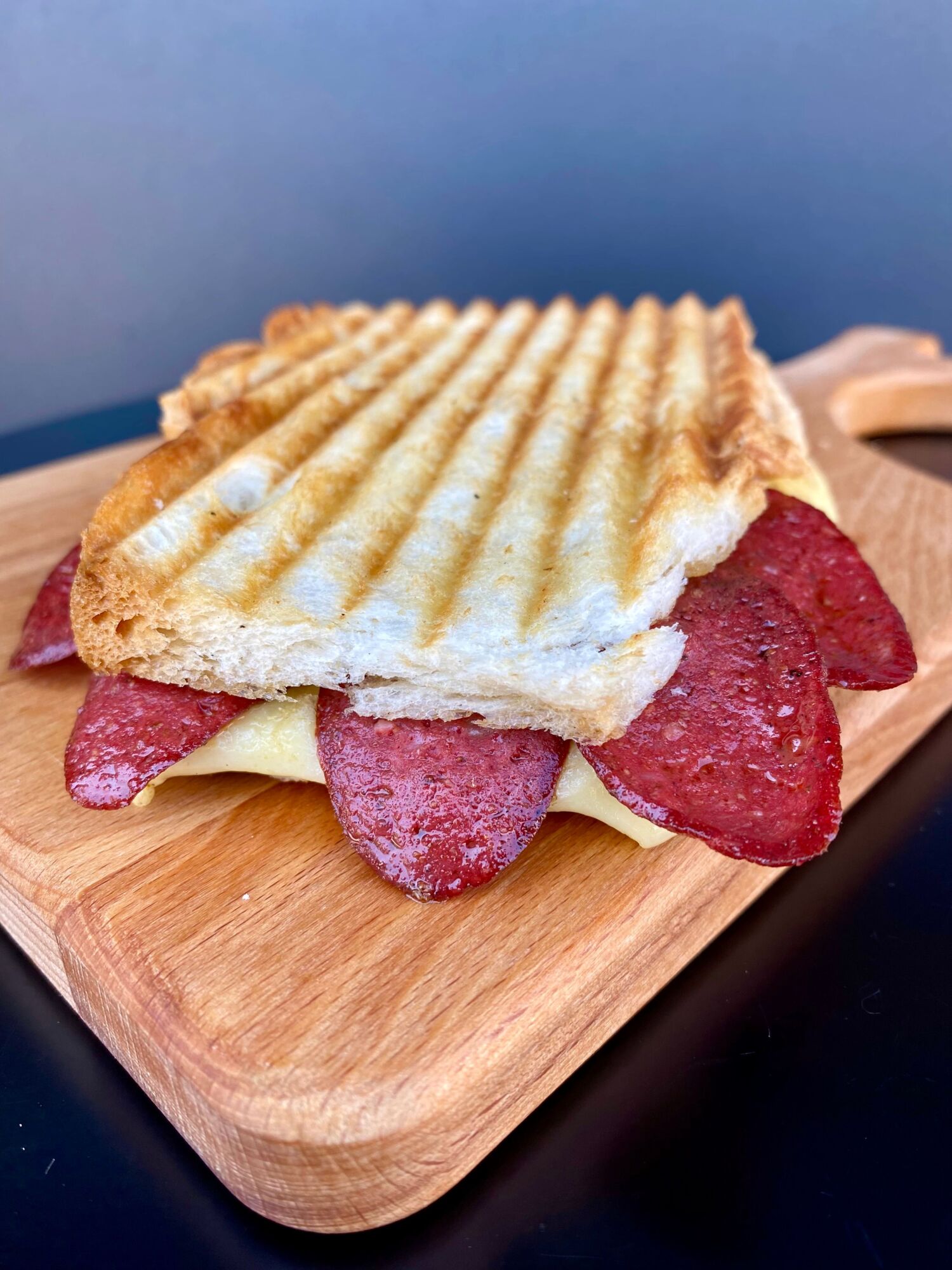 Sucuklu Tost