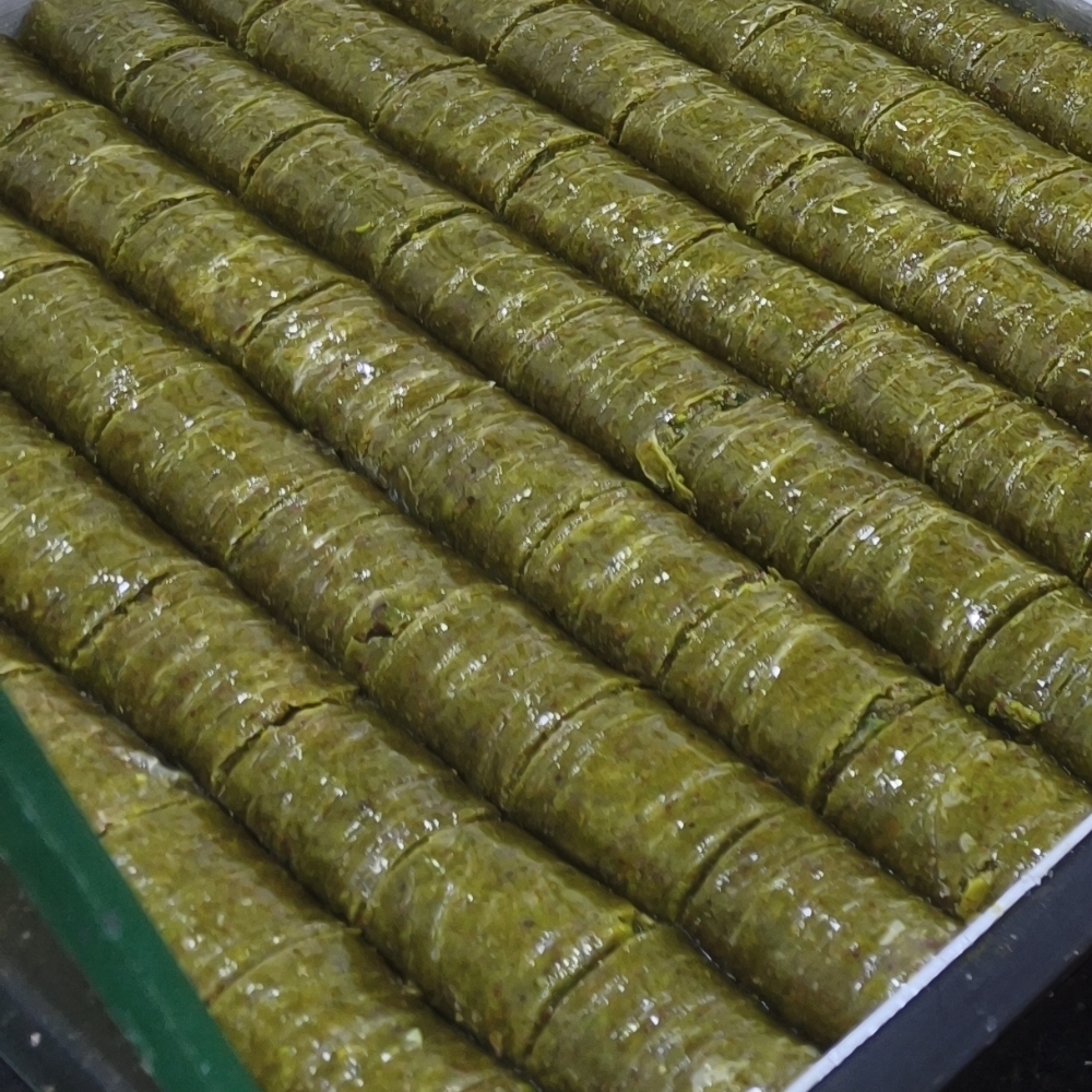Fıstıklı Sarma (1 kg)