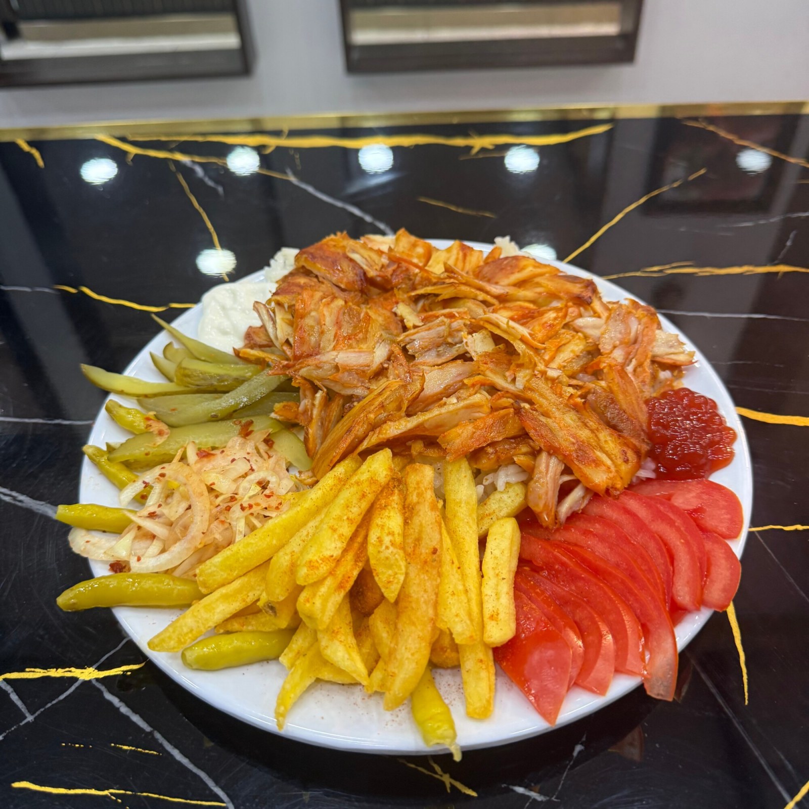 Pilav Üstü Tavuk Döner