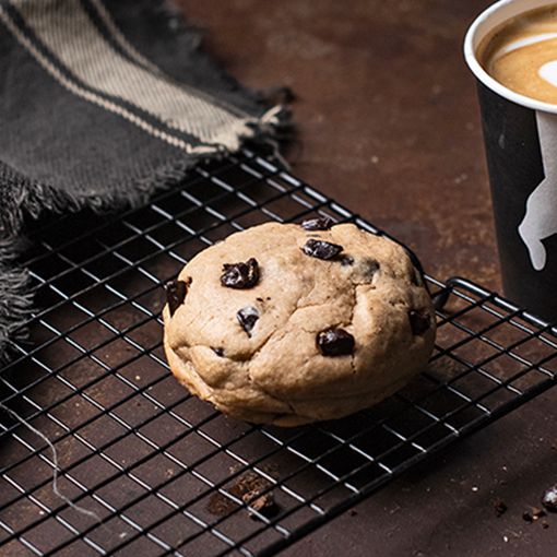 İçi Dolgulu Çikolata Parçacıklı Cookie