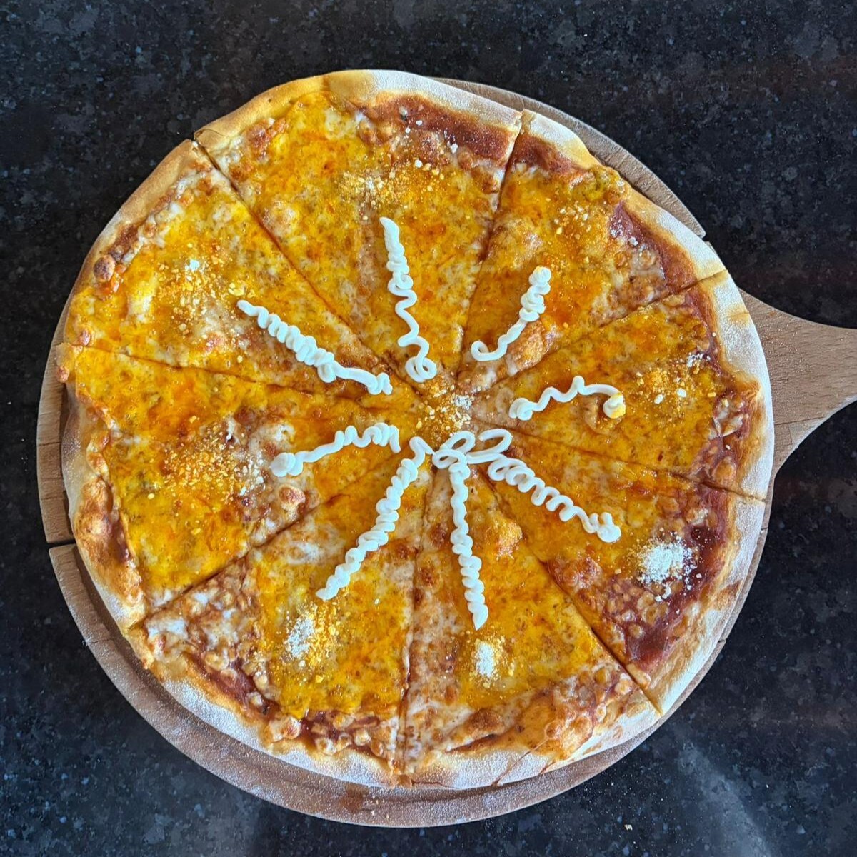 2 Adet Dört Peynirli Pizza