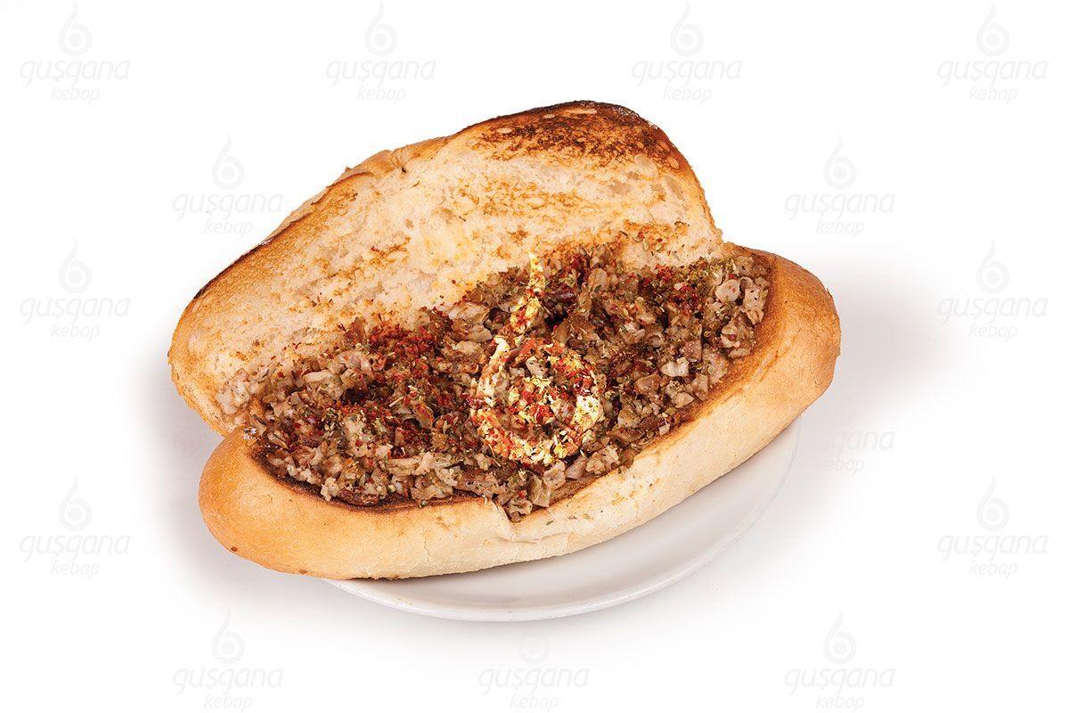 Ekmek Arası 1.5 Porsiyon Kokoreç (Ankara Usulu İnce kıyım)