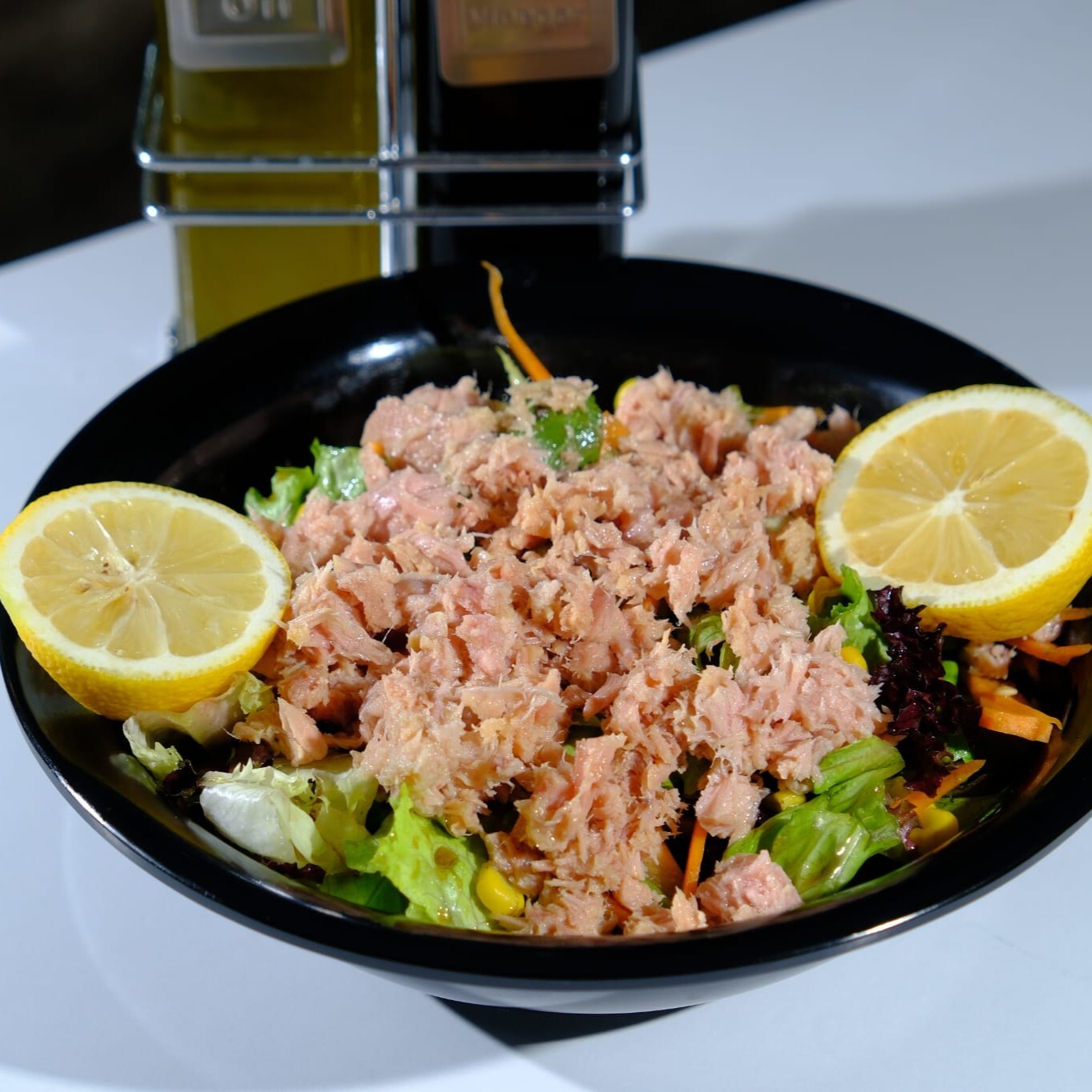 Ton Balıklı Mevsim Salata