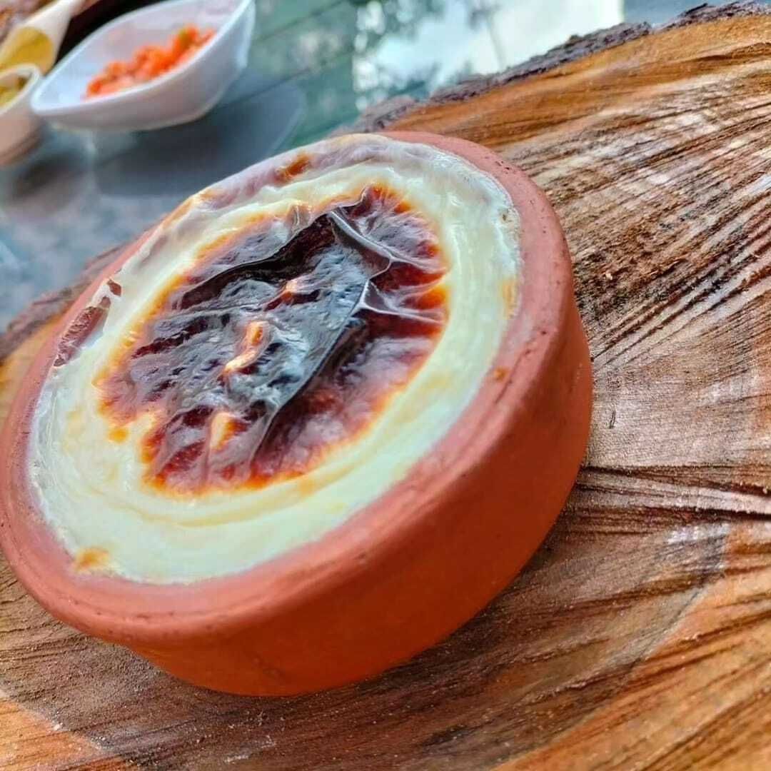 Bilbilan Fırında Özel Sütlaç ( Köy sütü, yeşil yumurtalı)