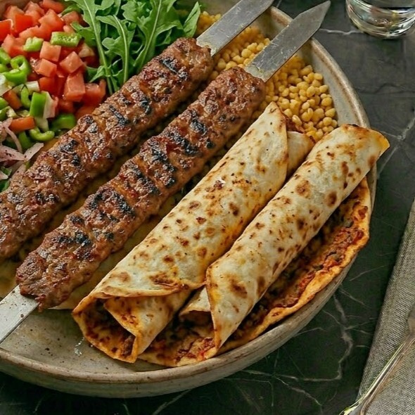 2 Şiş Adana 2 Lahmacun 1 Ayran