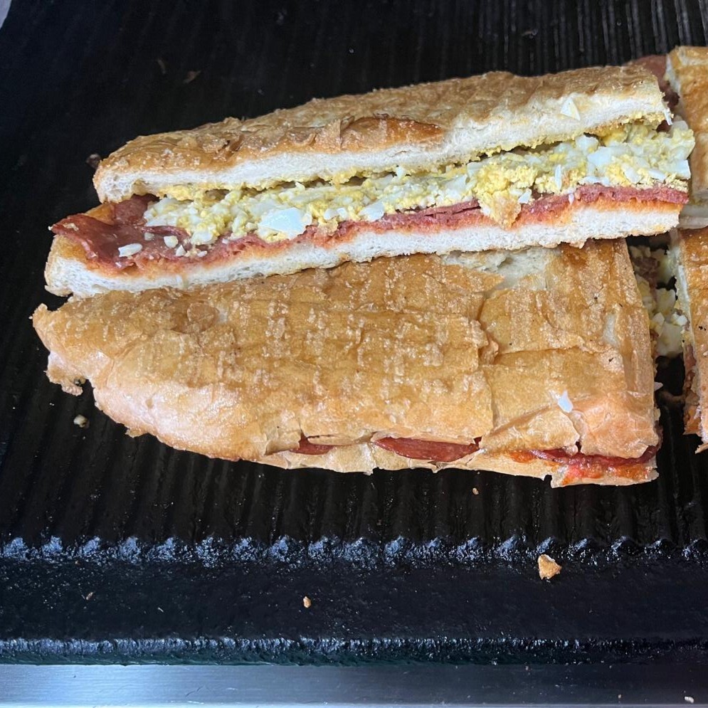 Sucuk Yumurta Tost