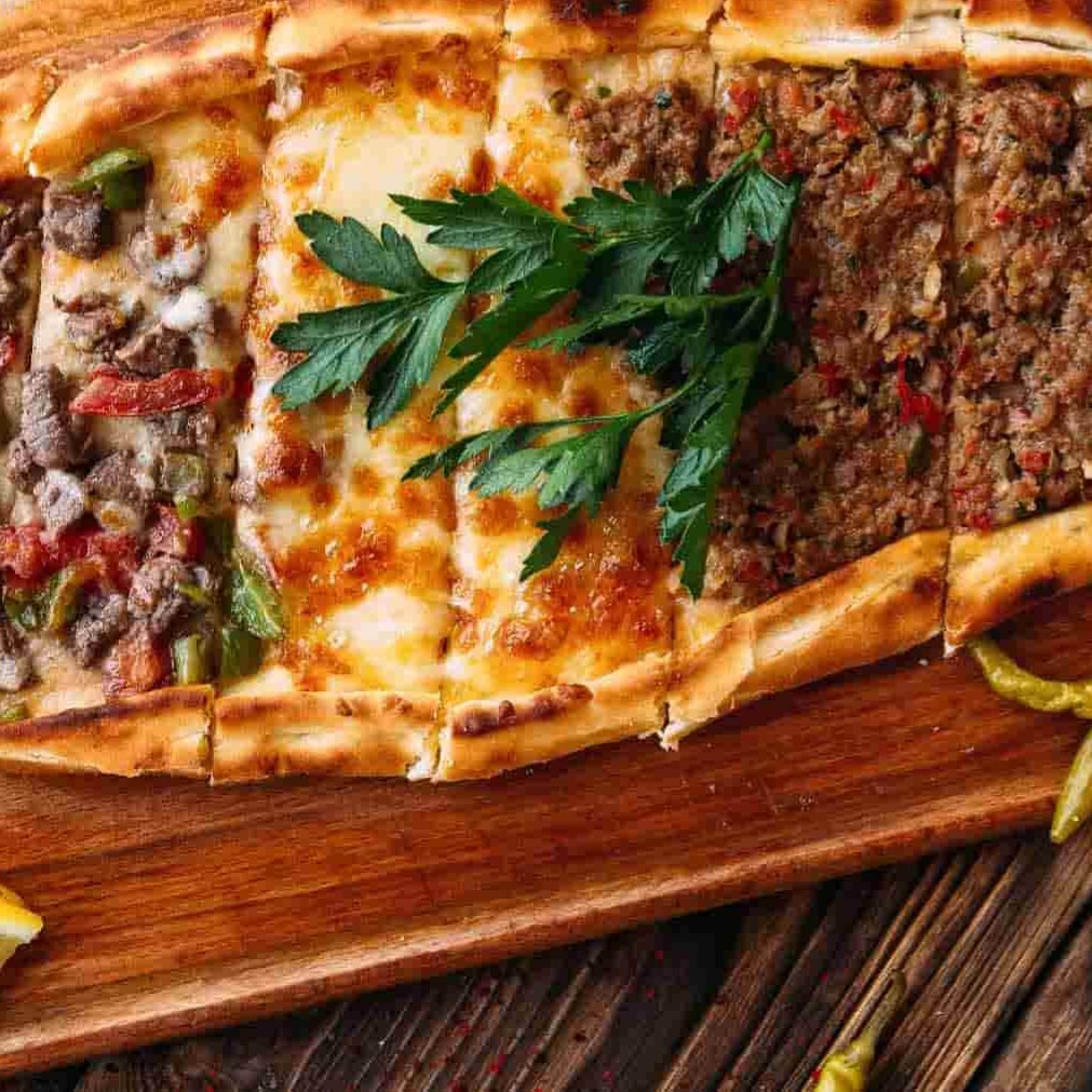 Karışık Pide+Coca Cola 330 ml