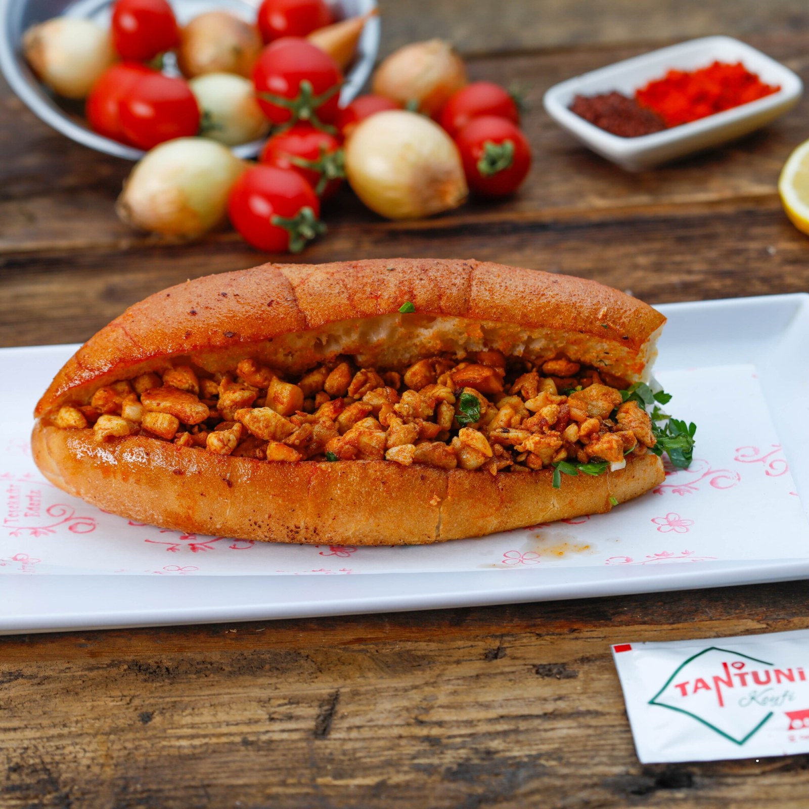 Tavuk Tantuni Ekmek