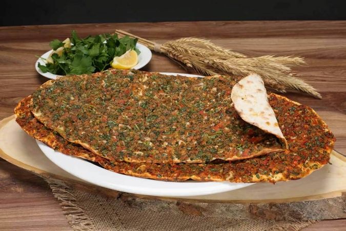 10'lu Antep Kuzu Lahmacun Menü