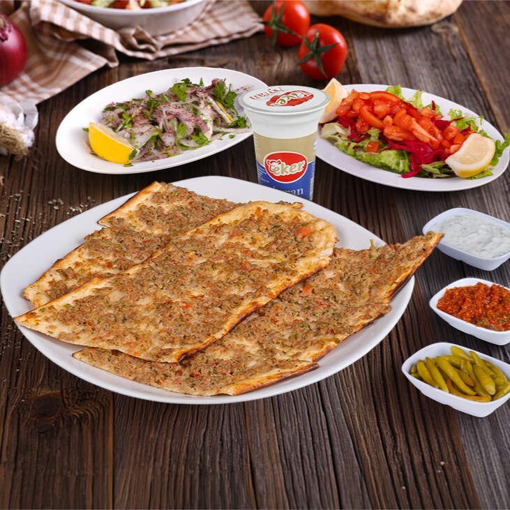 Kıymalı Pide Menü