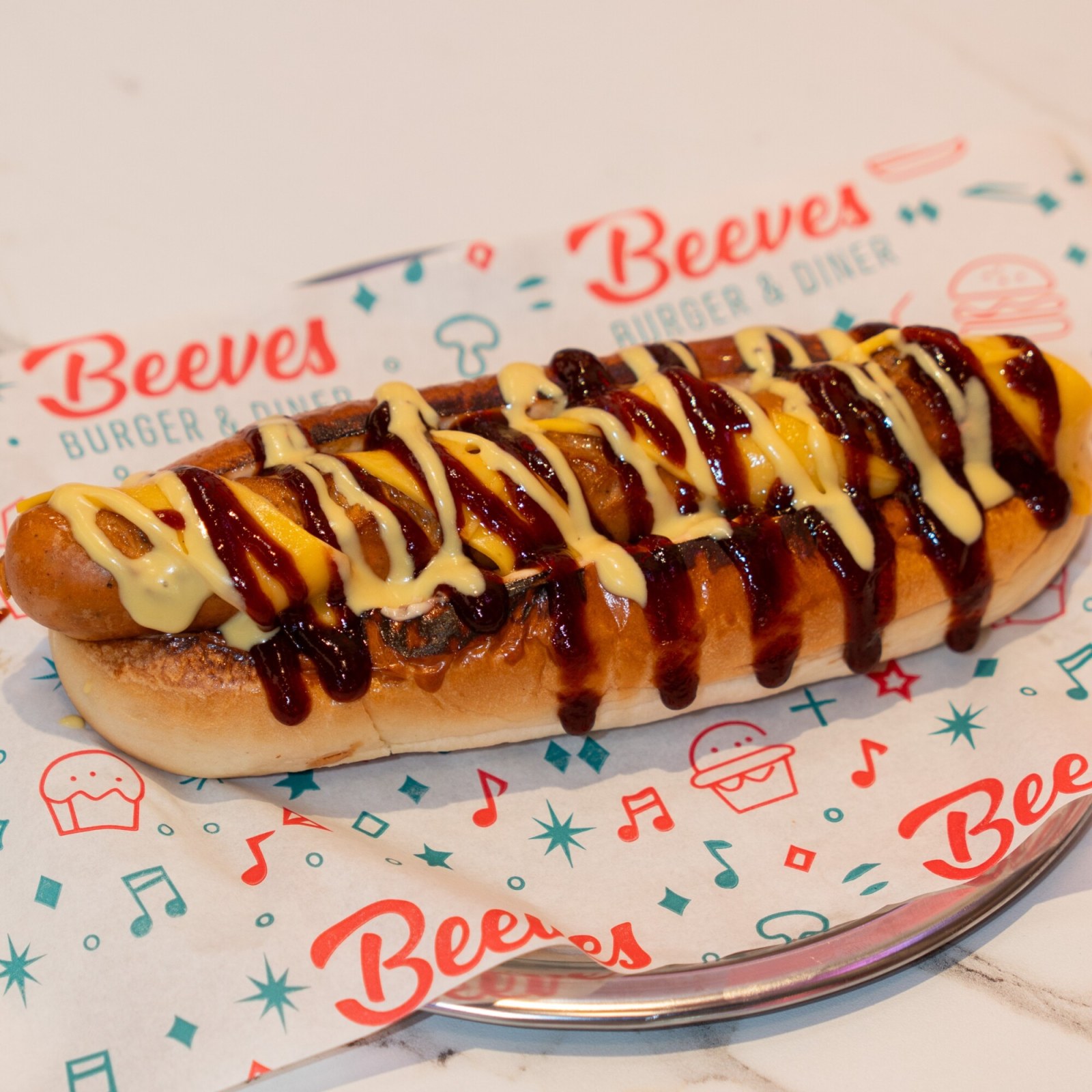 Beeves Hot Dog Menü