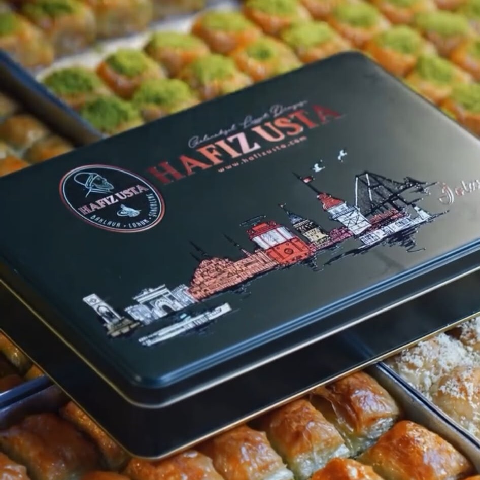 Metal Kutu Cevizli Baklava Büyük Boy