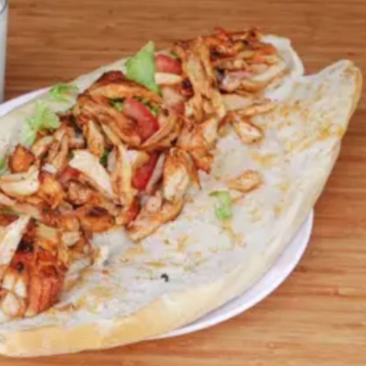 Tam Ekmek arası Kaşarlı Tavuk Döner