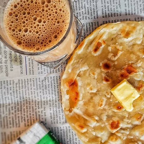 Karak Chai With Plain Paratha