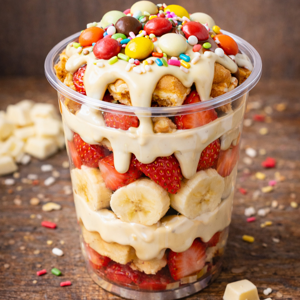 Klasik Beyaz Çikolatalı Cup Waffle