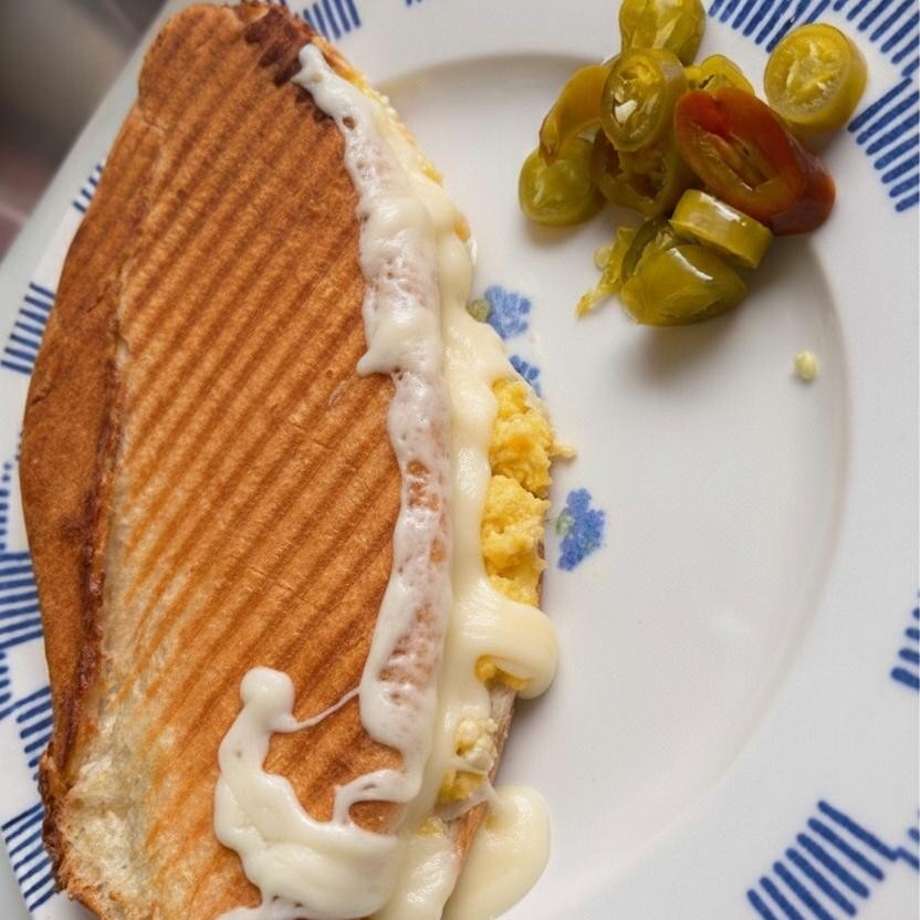 Duble Yumurtalı Kaşarlı Tost