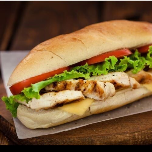 Üç Çeyrek Tavuk Ekmek