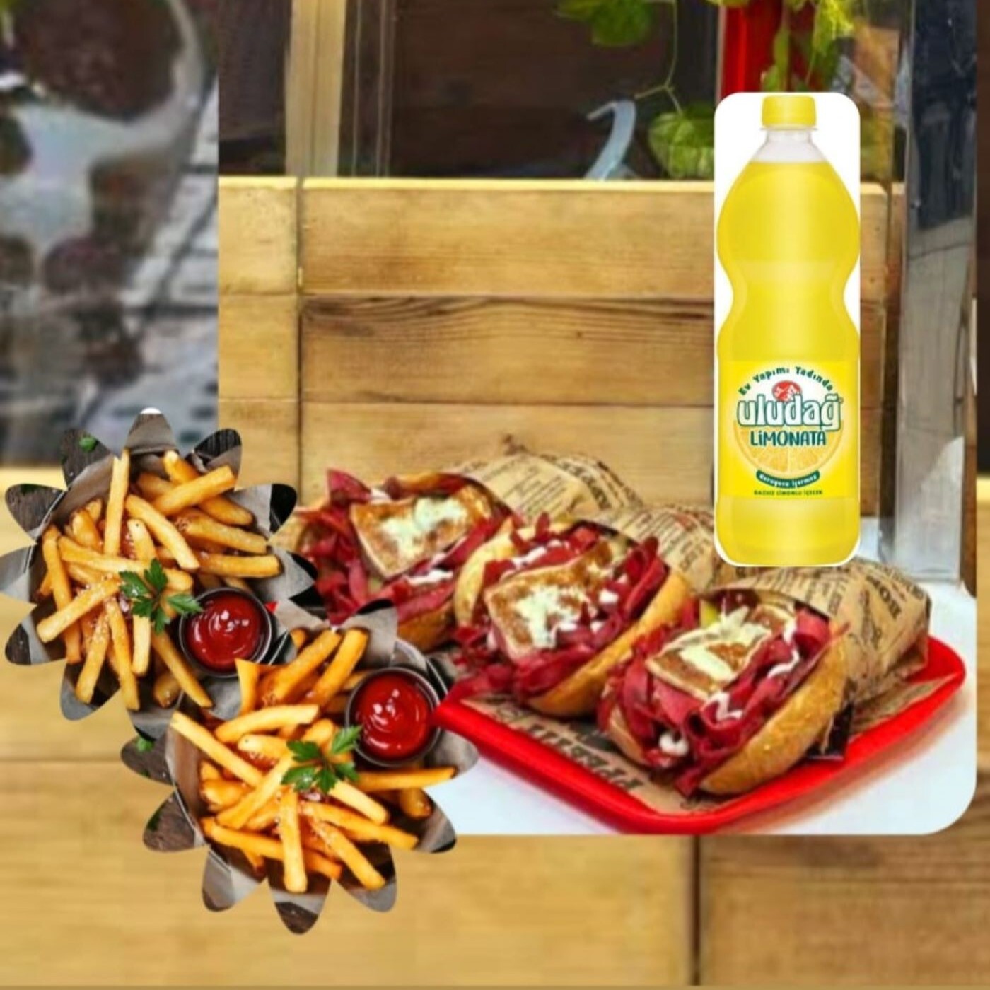 Üçlü Maxi Menü Limonatalı