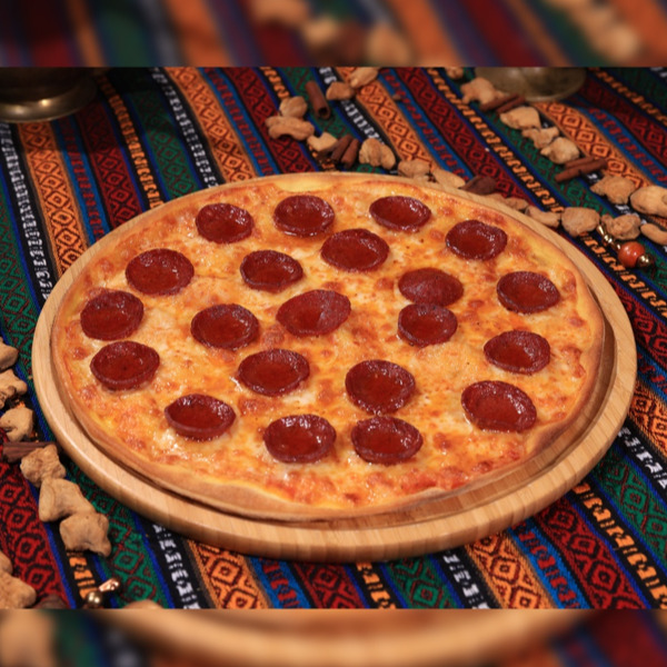 Sucuklu Pizza