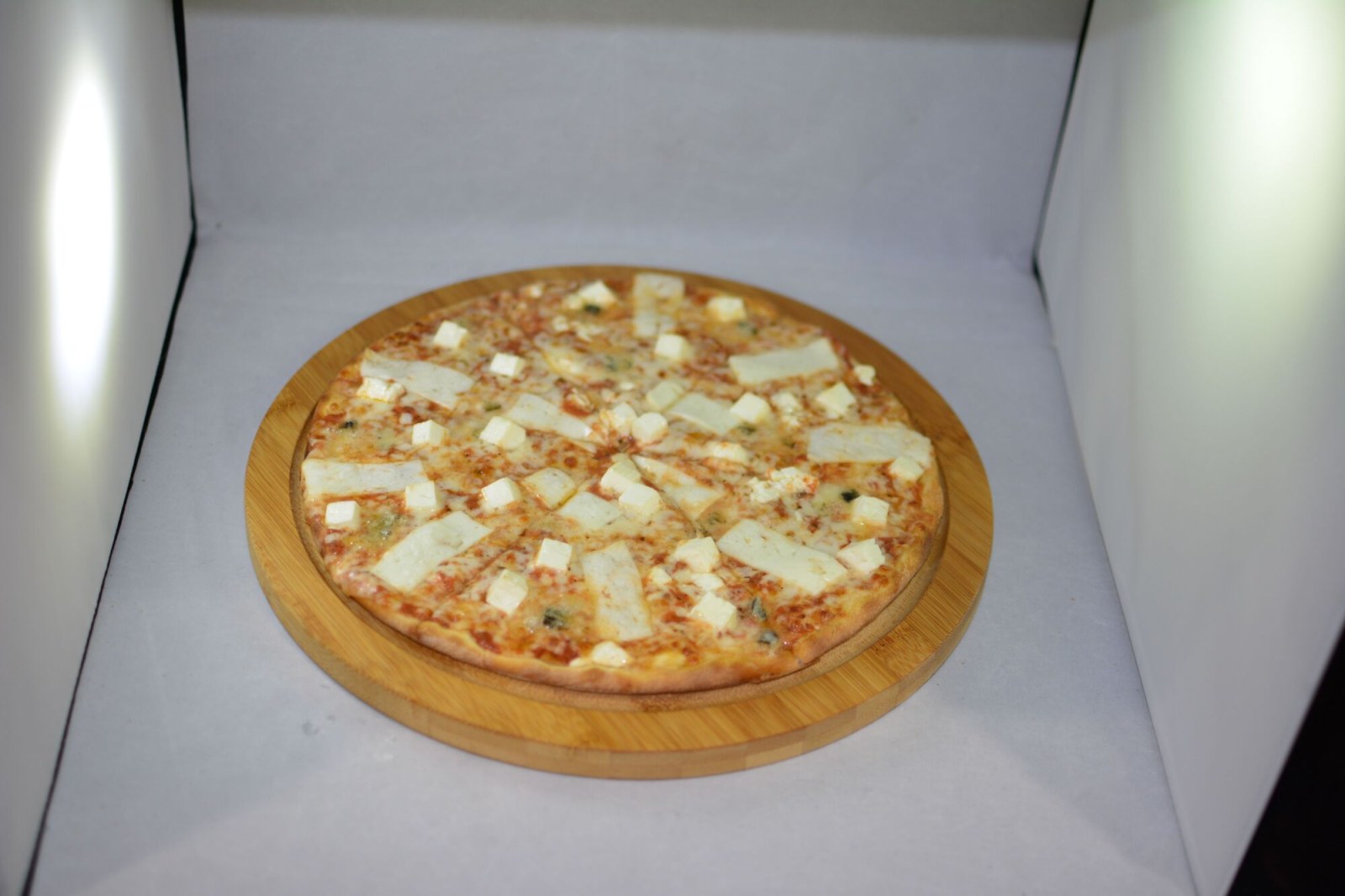 Dört Peynirli Pizza (4 Kişilik)