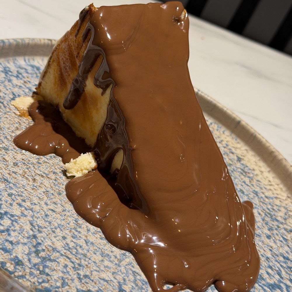 San Sebastian Cheesecake Çikolatalı