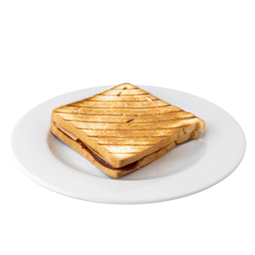 Sucuklu Ve Peynirli Tost