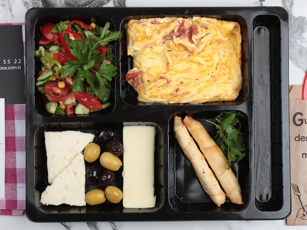 Sucuklu Omlet Tabağı