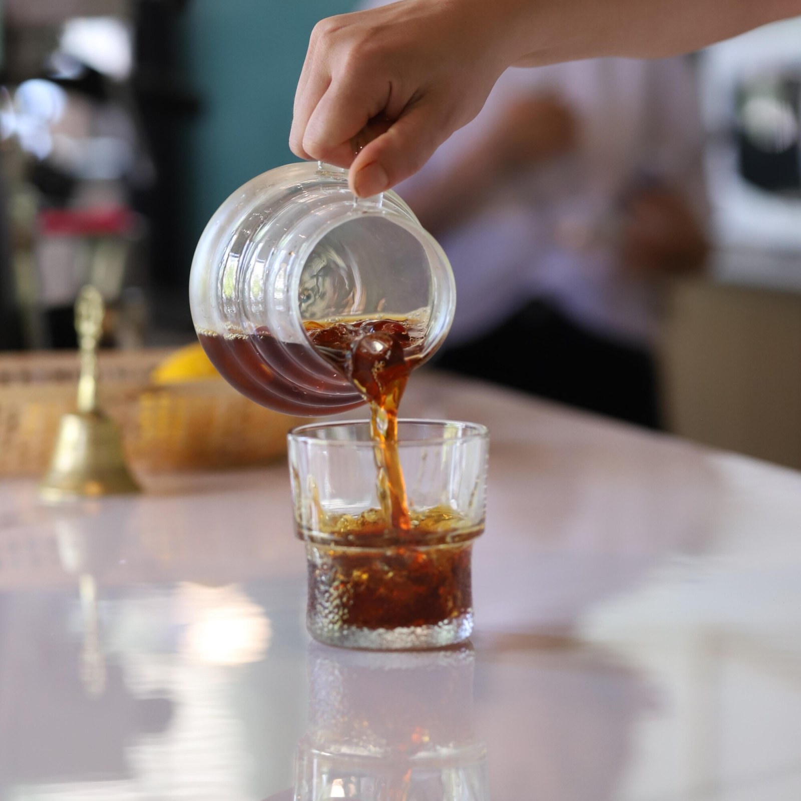 V60