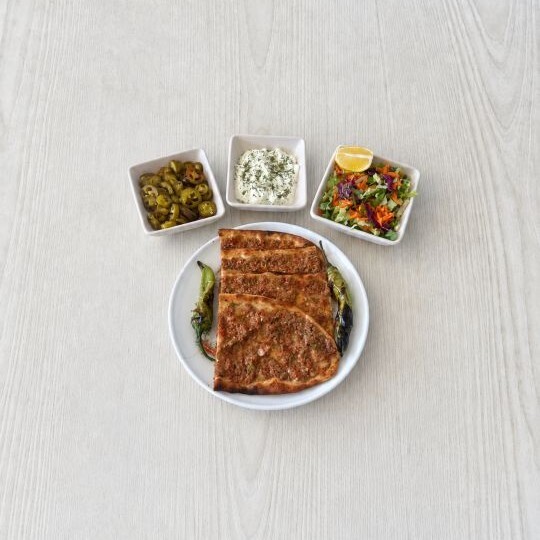 Kıymalı Pide