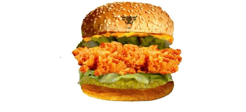 Cajun Chesseburger ve Patates kutu içecek