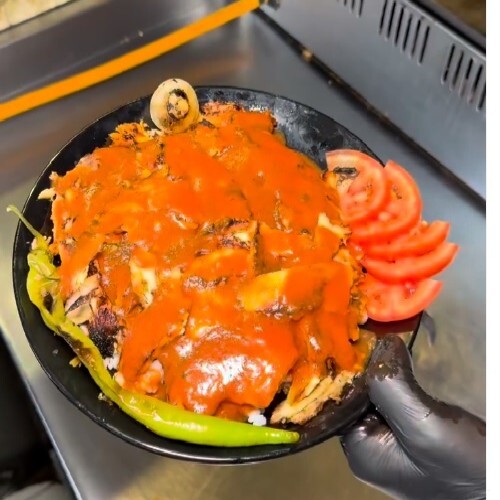 Tavuk Servis