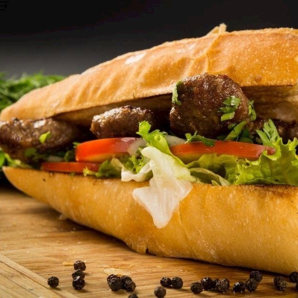 Ekmek Arası Köfte