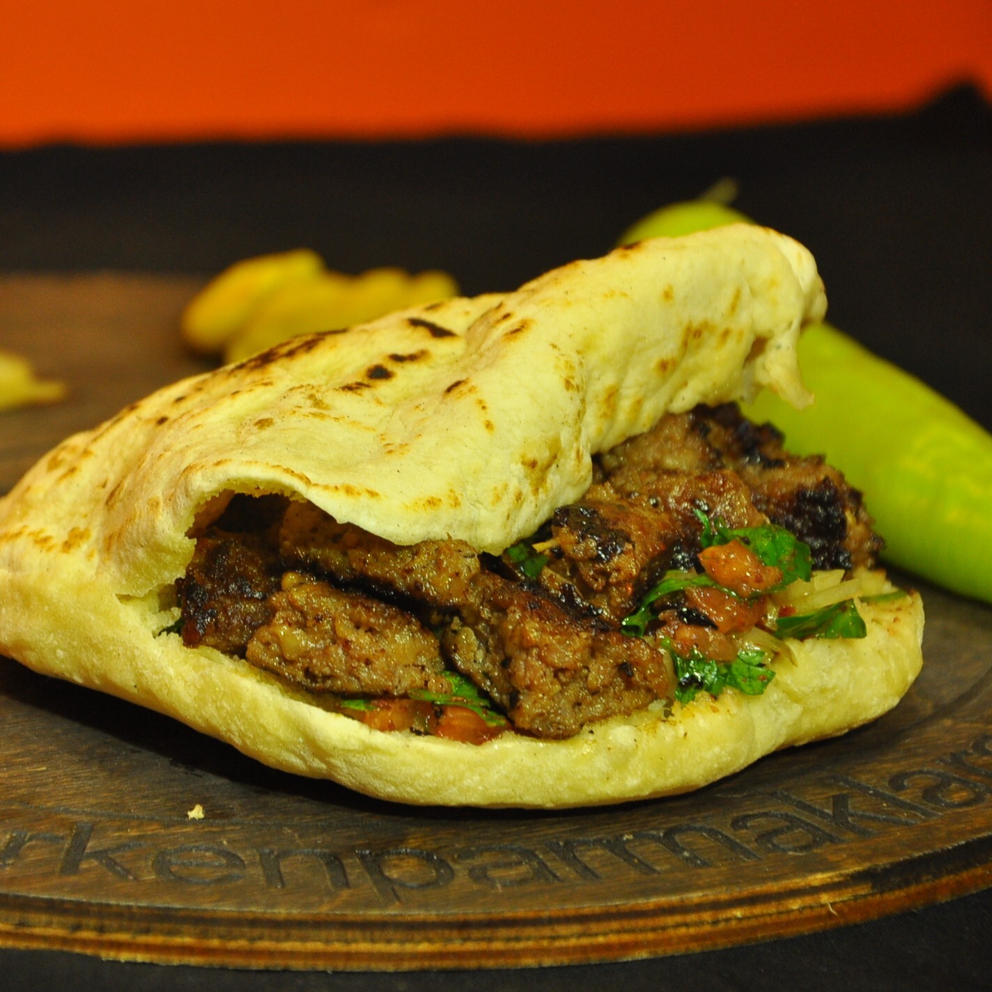 Ekmek Arası Izgara Köfte