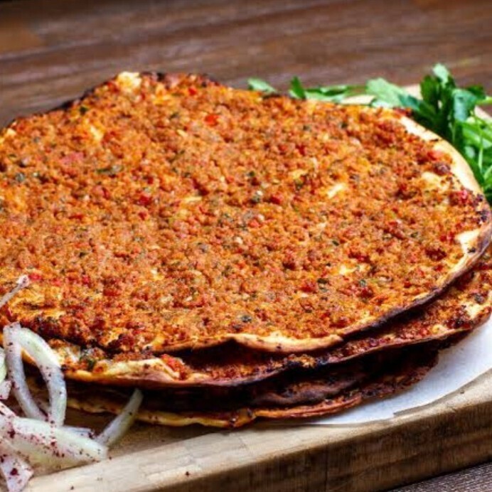 Klasik Lahmacun Special Özel Közde Lahmacun