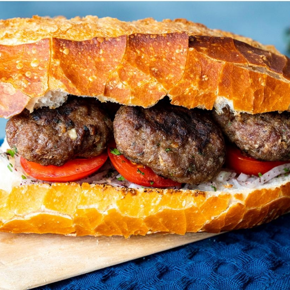 Yarım Ekmek Köfte+coca cola