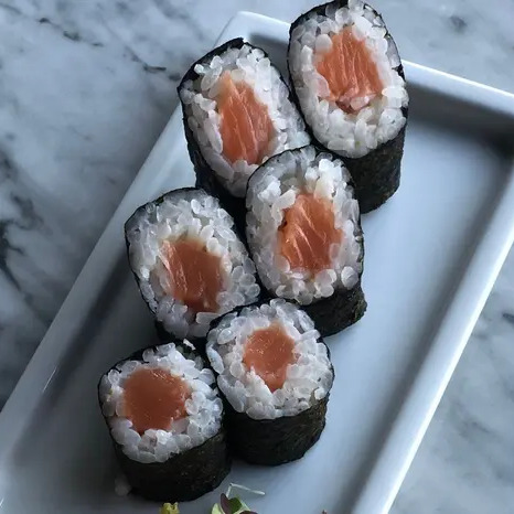 Sake Maki (6 Pcs.)