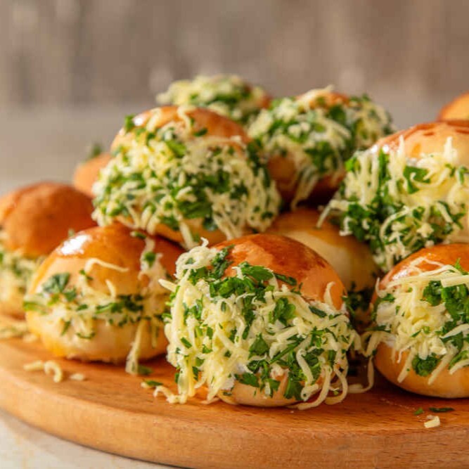 Maydanozlu Sakallı Poğaça