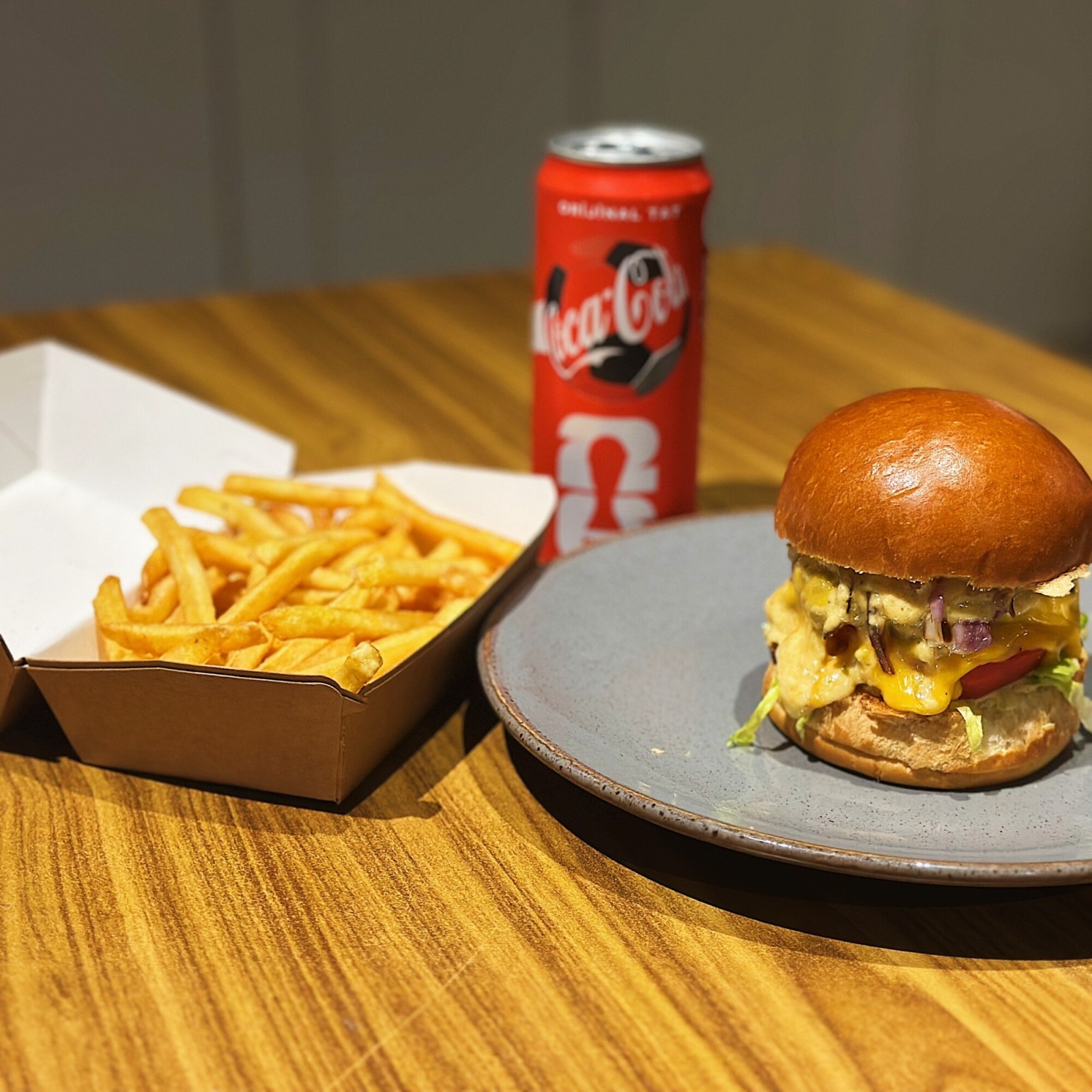 The Works Burger Menü