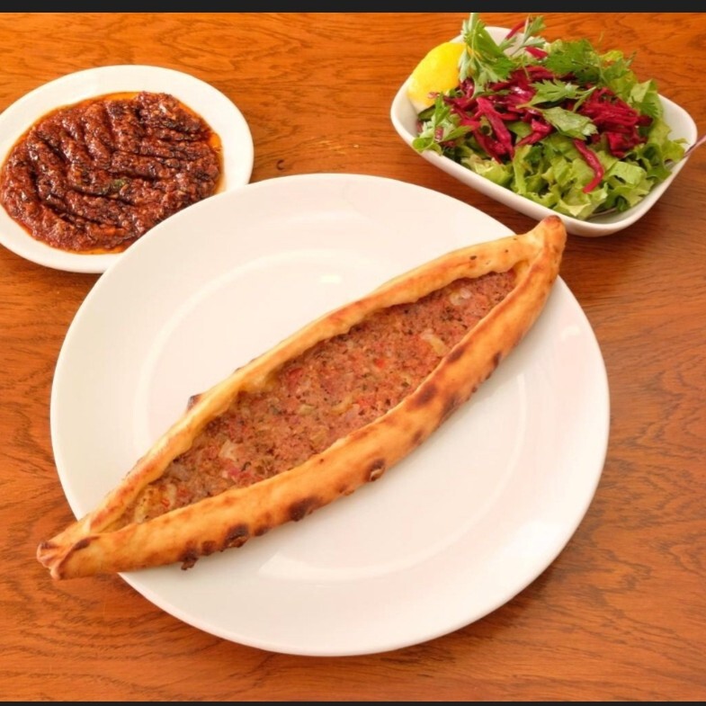 3 Adet Kıymalı Cantık + Ayran + Künefe + Çiğ Köfte