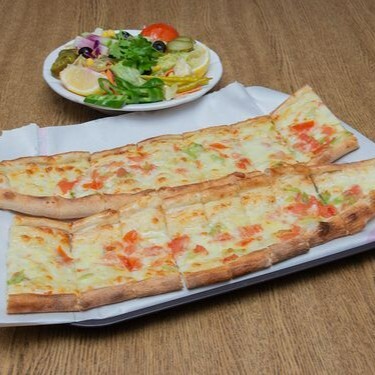 Kaşar Peynirli Pide